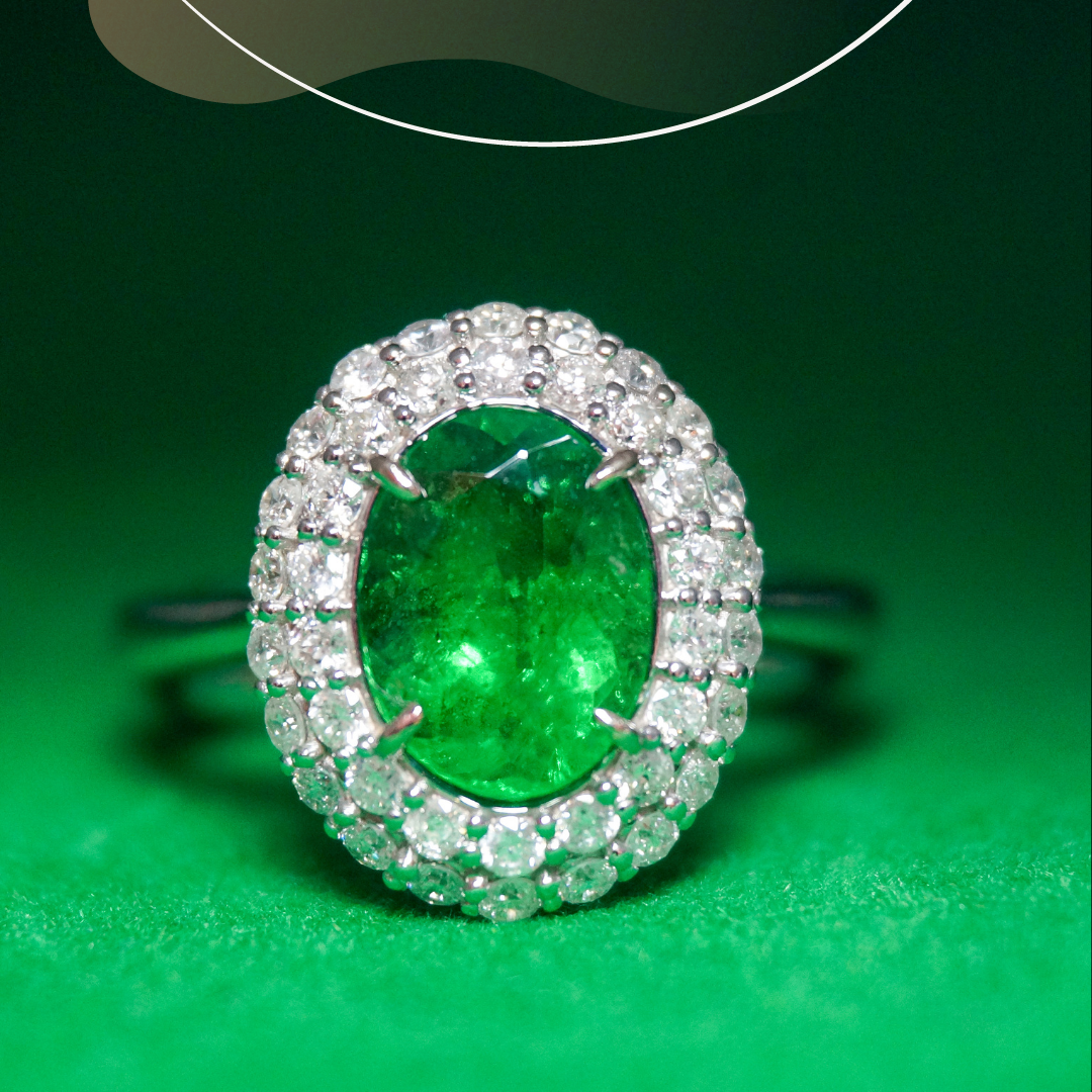 What celebrities wear tsavorite jewelry?
