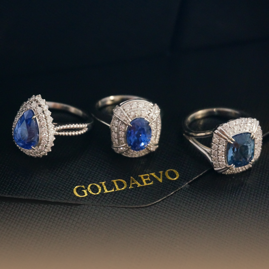 How are sapphires graded for quality?