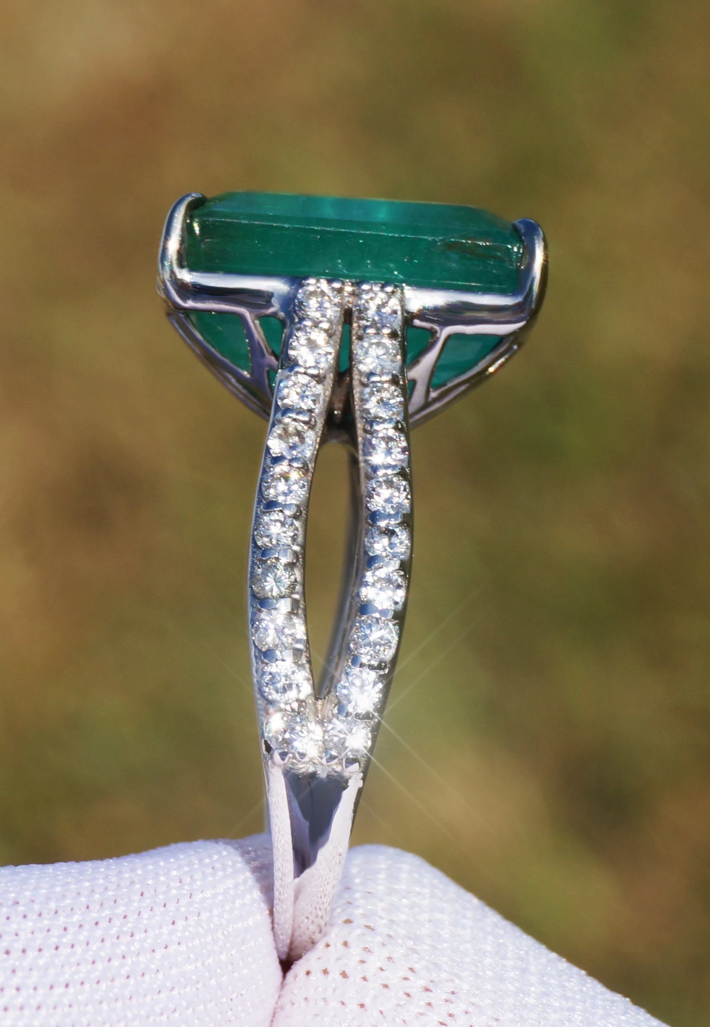 Emerald ring diamond white gold 14k gia certified 9.85ctw split shank solitaire