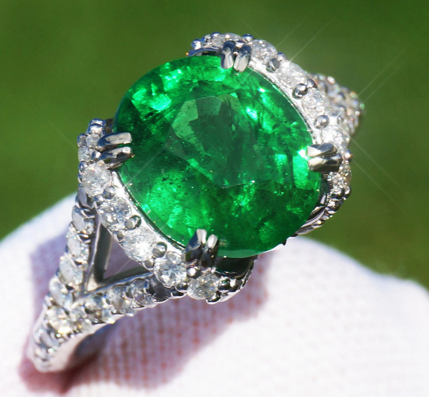 Tsavorite ring diamond 14k white gold 5.25ctw gia certified green oval cut