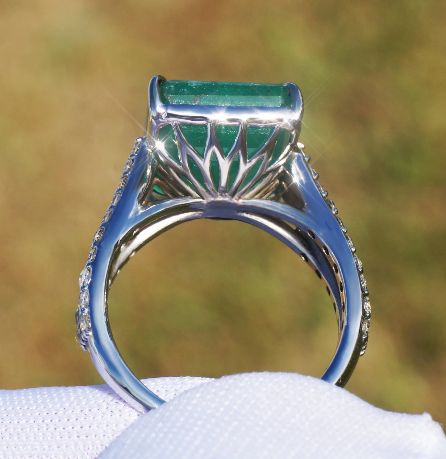 Emerald ring diamond white gold 14k gia certified 9.85ctw split shank solitaire