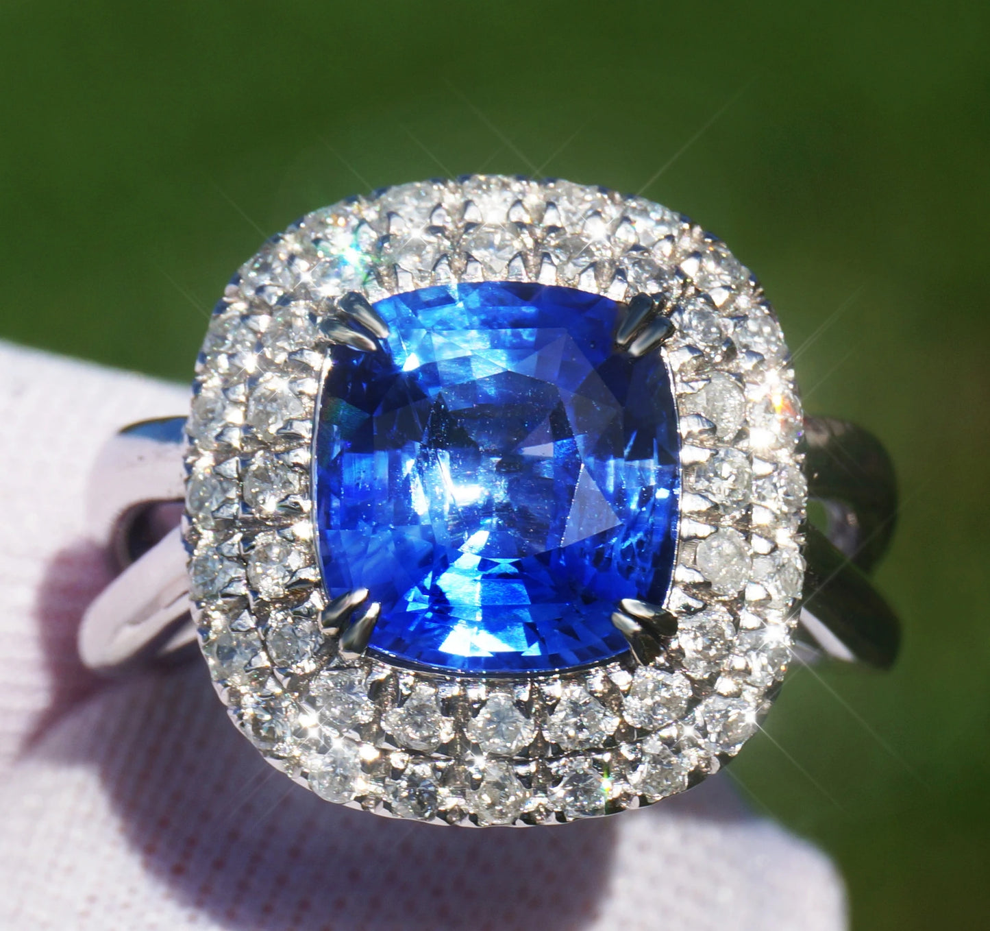 gold 14k Sapphire & diamond ring 4.46ctw gia certified madagascar cushion blue