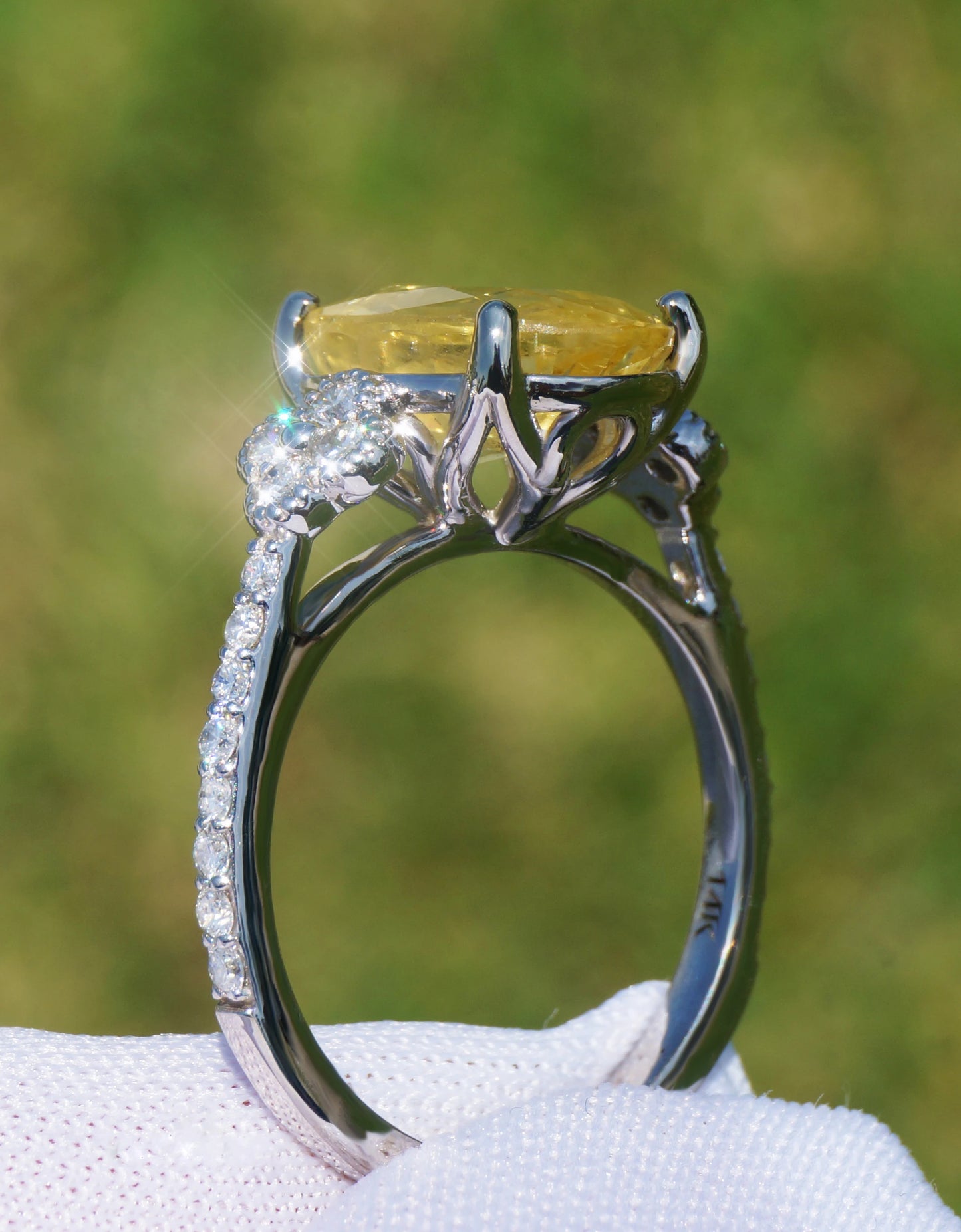 yellow Sapphire & diamond ring white gold 14k sri lanka oval cut gia certified 5.79ctw