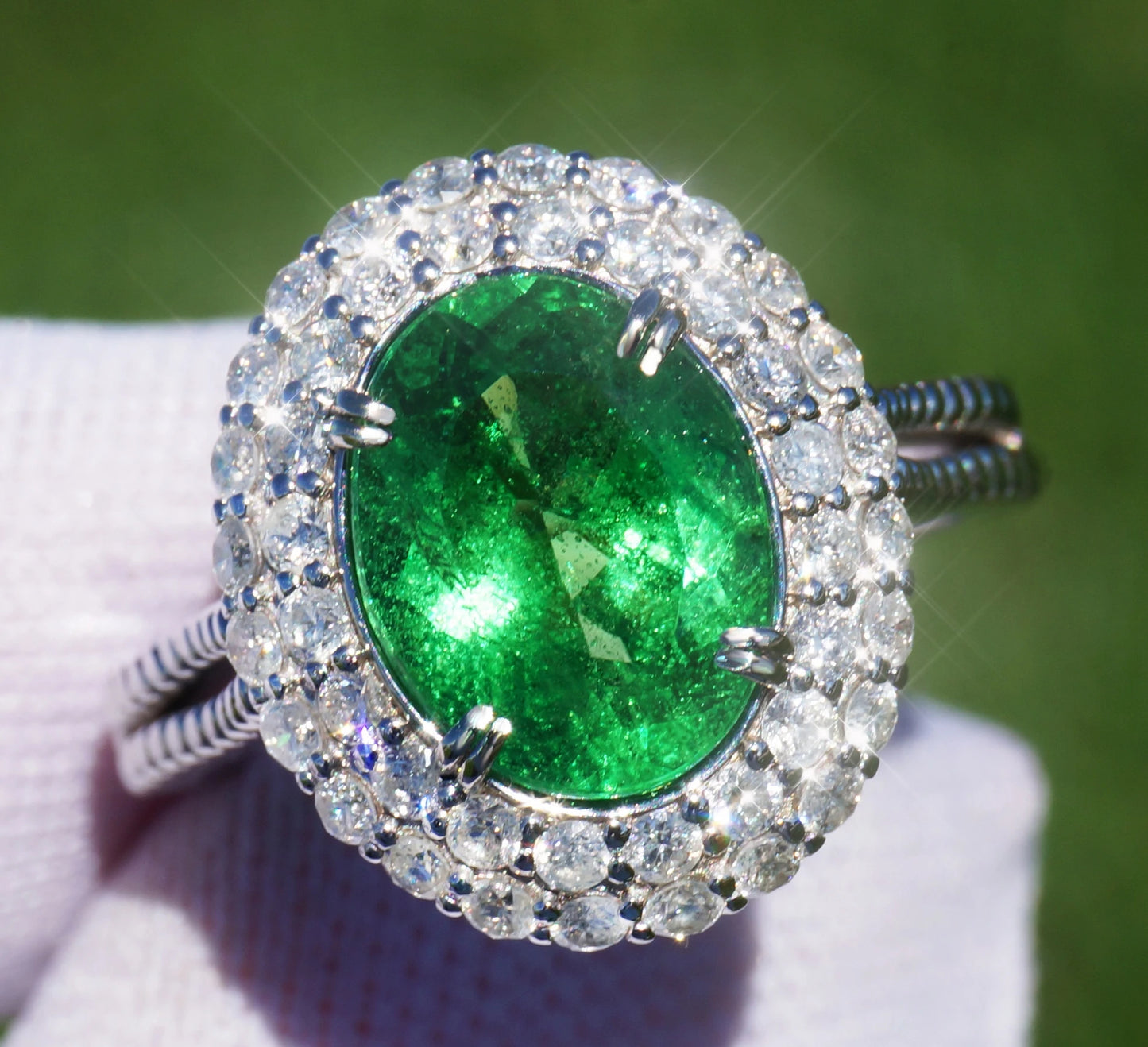 ring Tsavorite diamond white gold 14k gia certified 3.88ctw green oval cut garnet