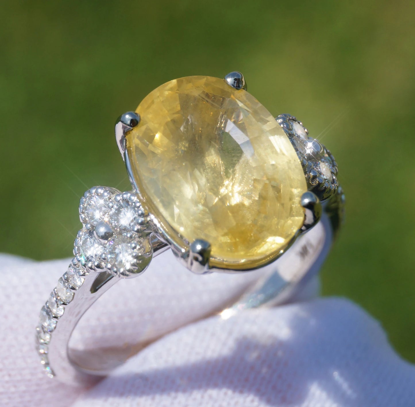 yellow Sapphire & diamond ring white gold 14k sri lanka oval cut gia certified 5.79ctw