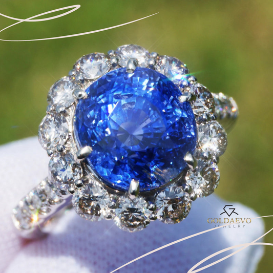 What are the popular styles and settings for sapphire rings?