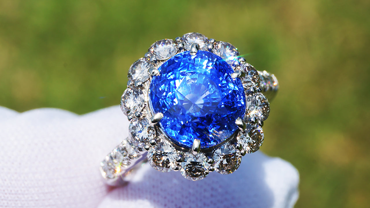Load video: ceylon sapphire sri lanka vivid color gia certified ring diamond gold real natural