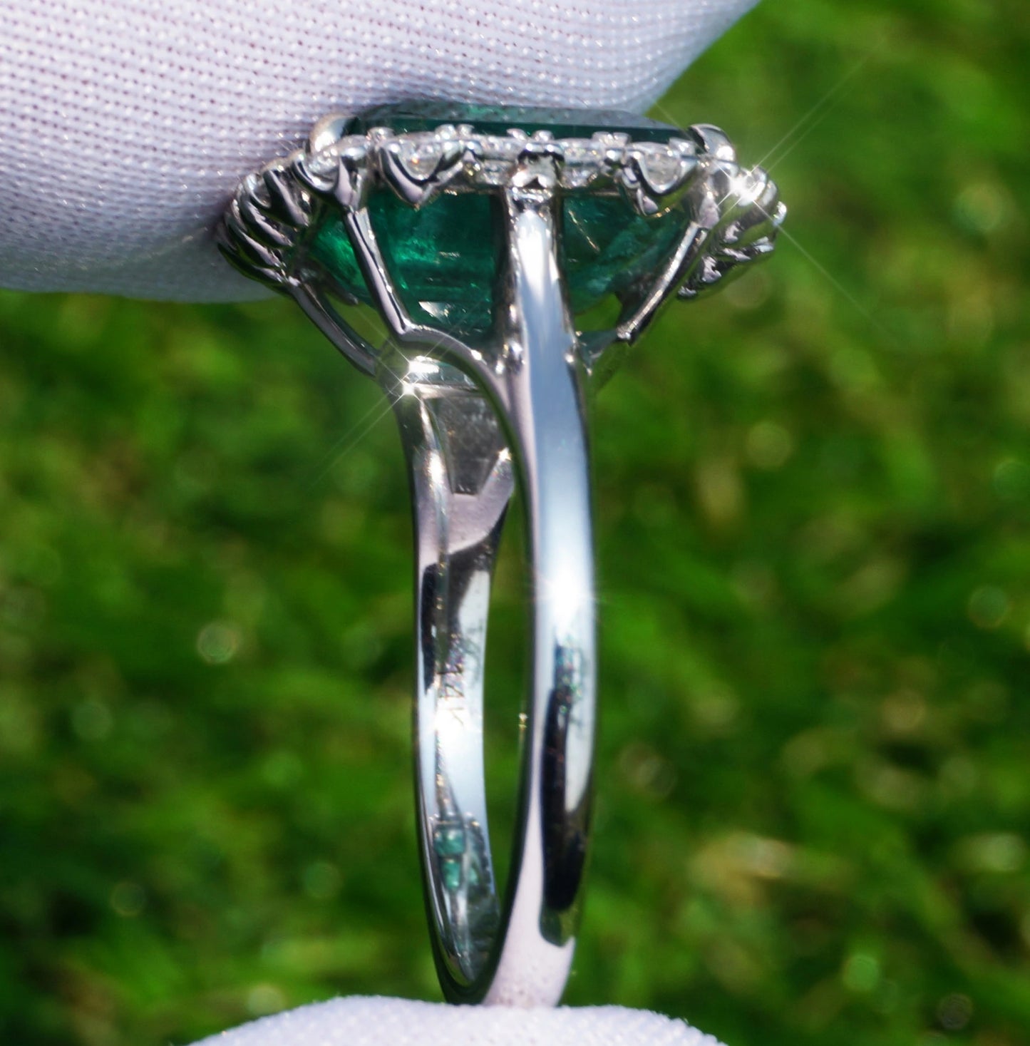 white 14k gold Emerald & diamond ring 6.14 ctw gia certified green octagonal cut