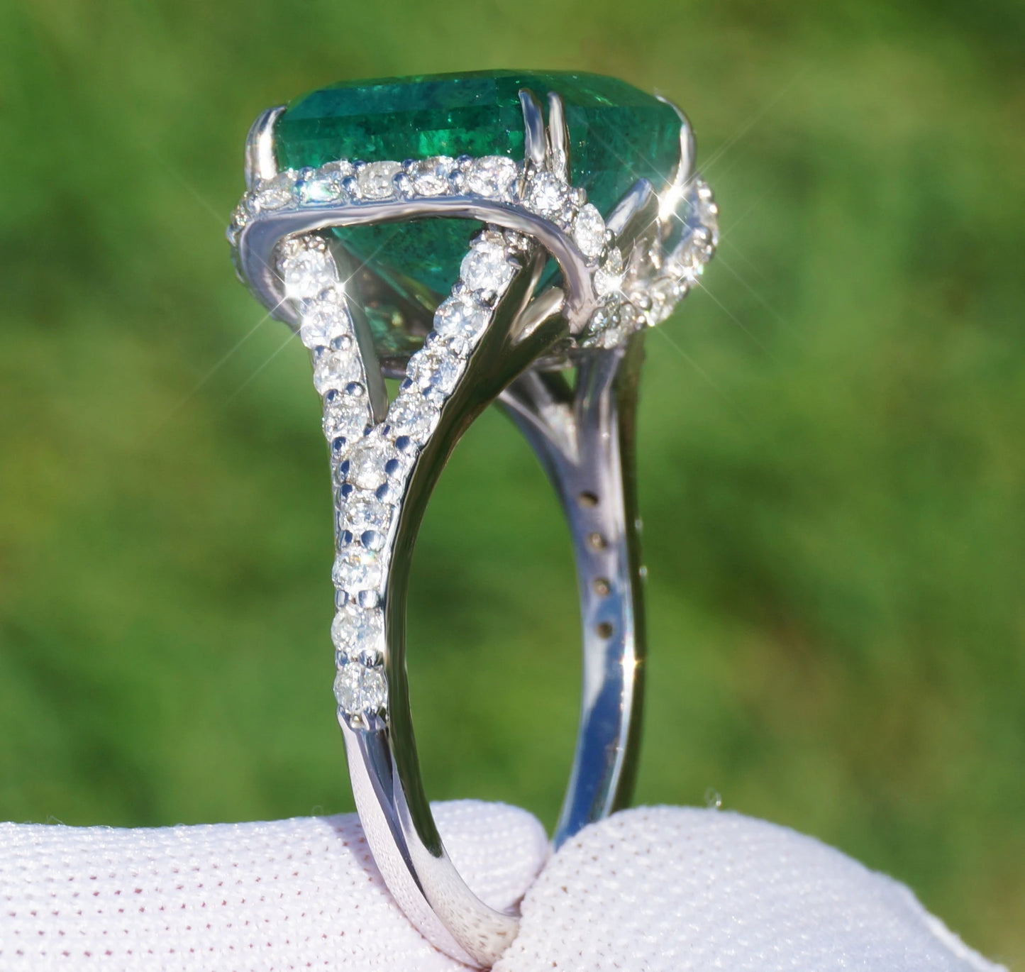 ring Emerald diamond white gold 14k green split shank 8.35ctw gia certified