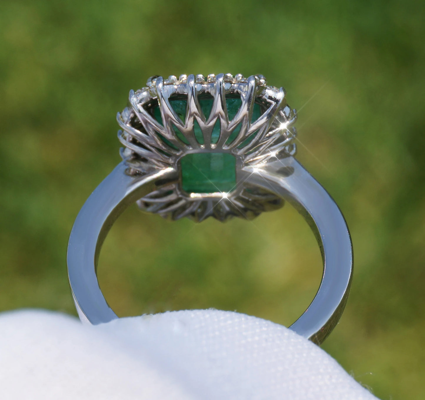 Emerald & diamond ring 14k white gold 4.67ctw green GIA certified
