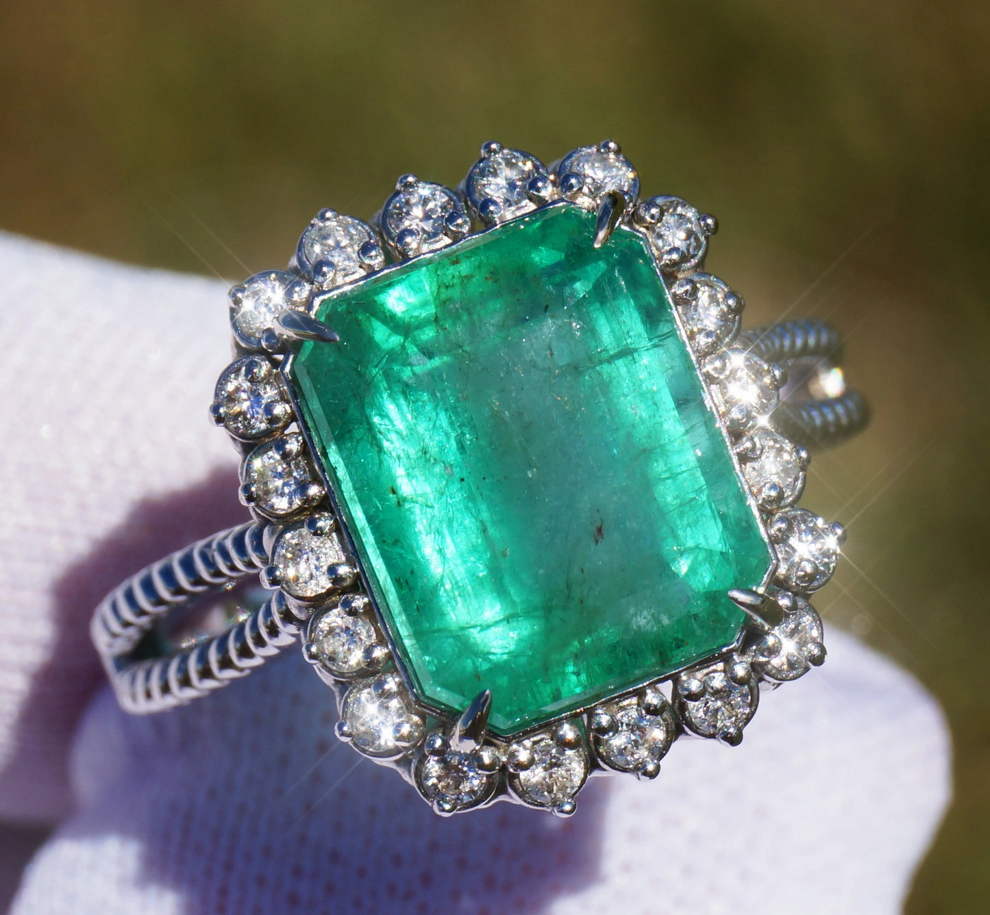 gold ring Emerald diamond white 14k green 6.33ctw gia certified split shank