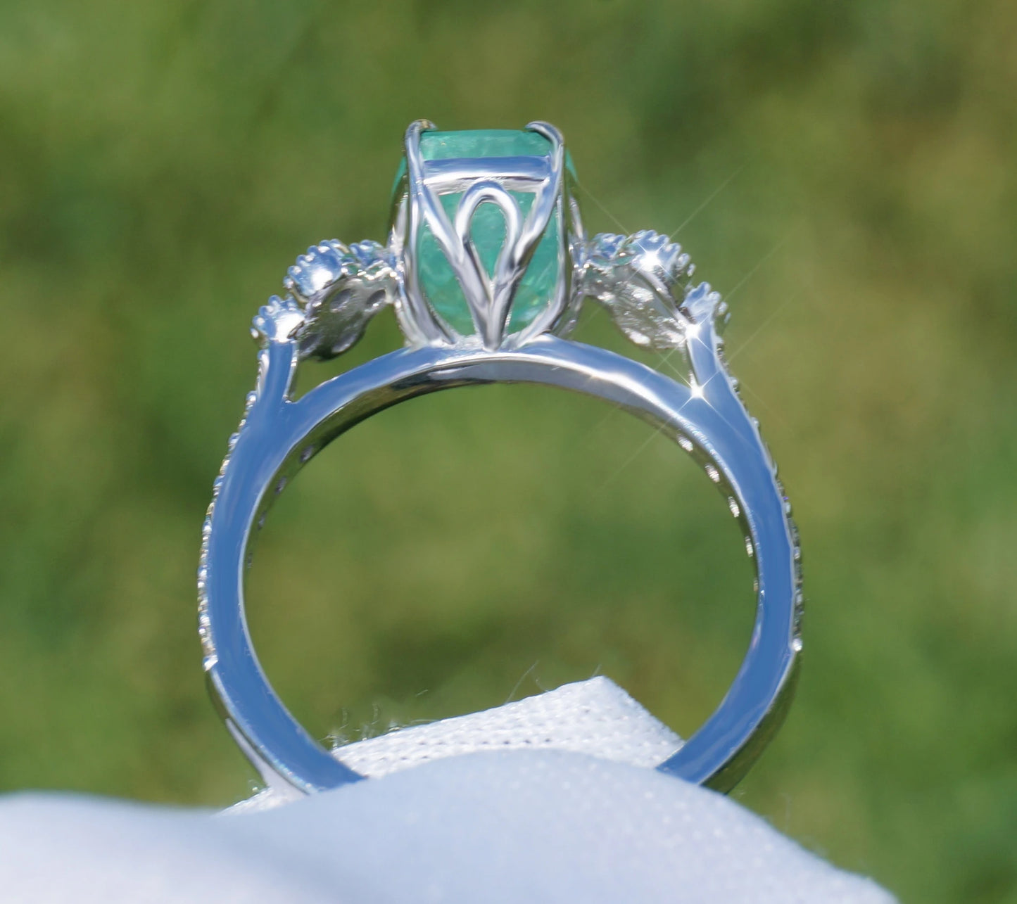 Paraiba tourmaline copper bearing & diamond ring neon blue white 14k gold gia certified 3.59ctw